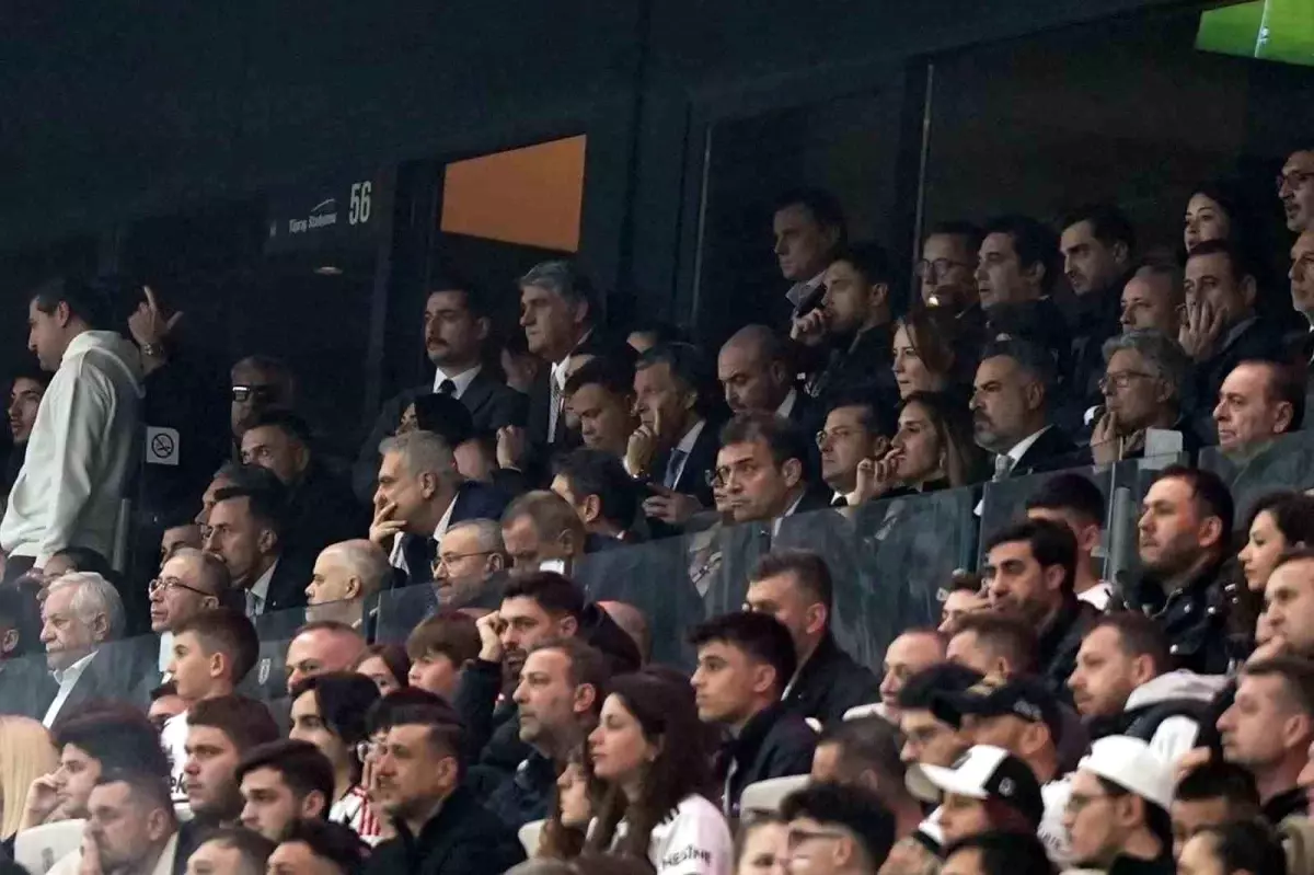 Beşiktaş-Galatasaray Derbisine 280 Basın Mensubu