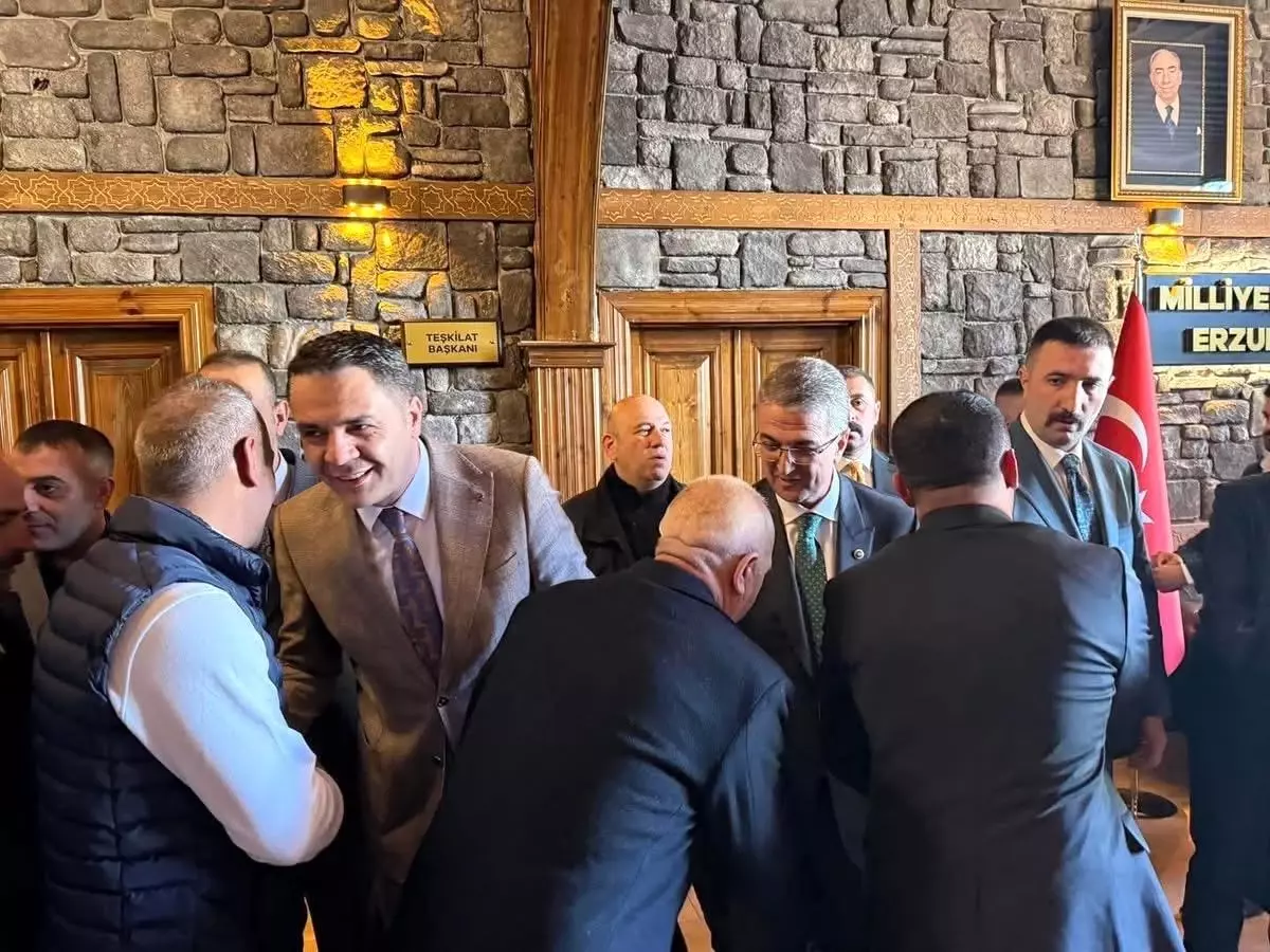 MHP Erzurum’da Bayramlaşma Töreni