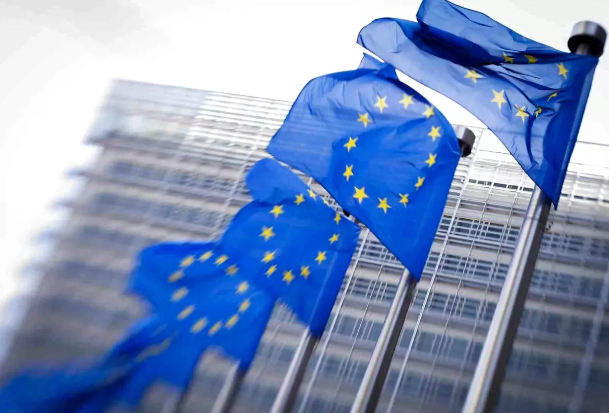 AB, Suudi Arabistan için Schengen Vizesi Muafiyeti Üzerinde Çalışıyor