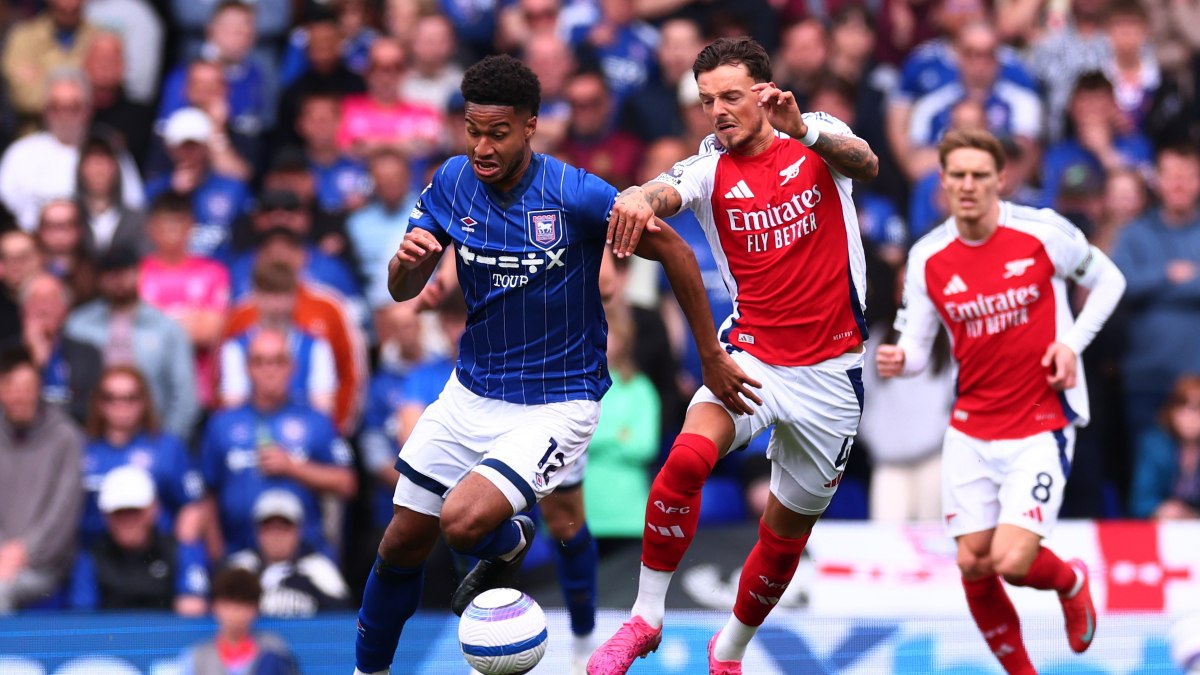 Arsenal, Ipswich Town karşısında sürprize izin vermedi