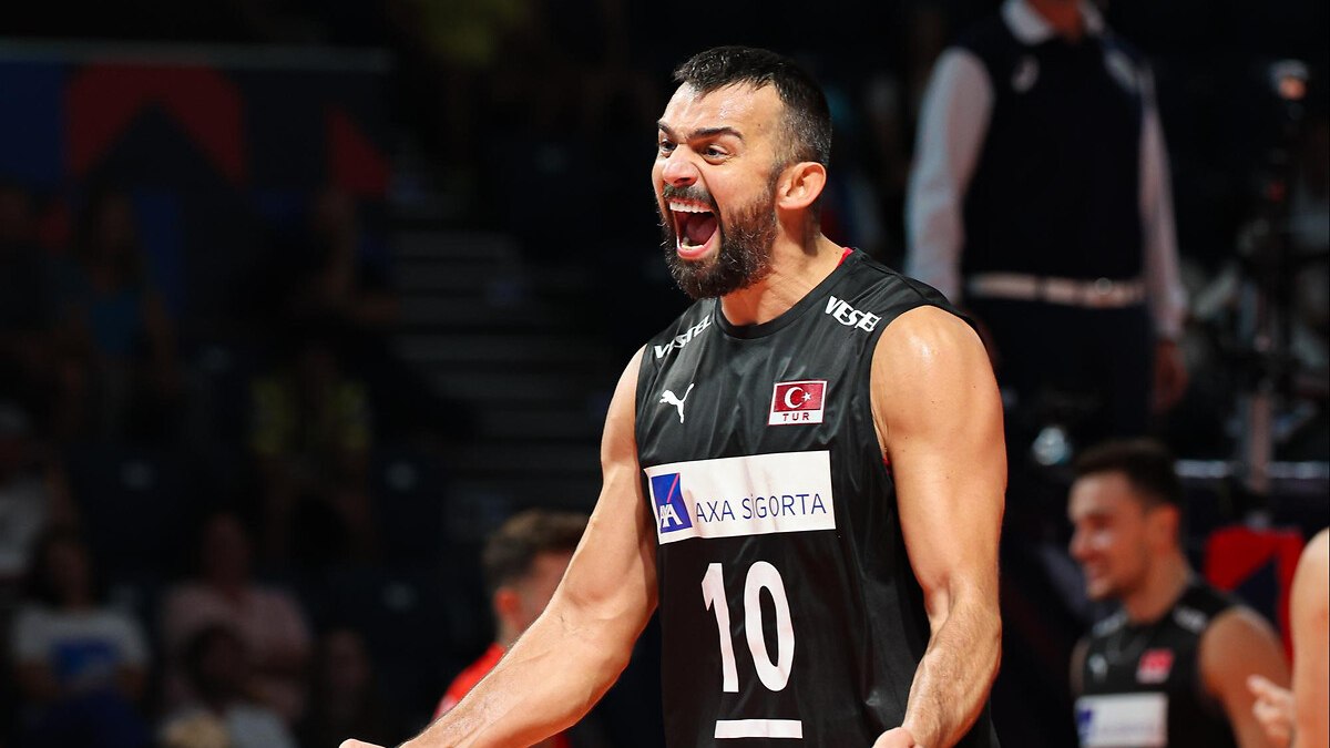 Arslan Ekşi, A Milli Takım’a veda etti