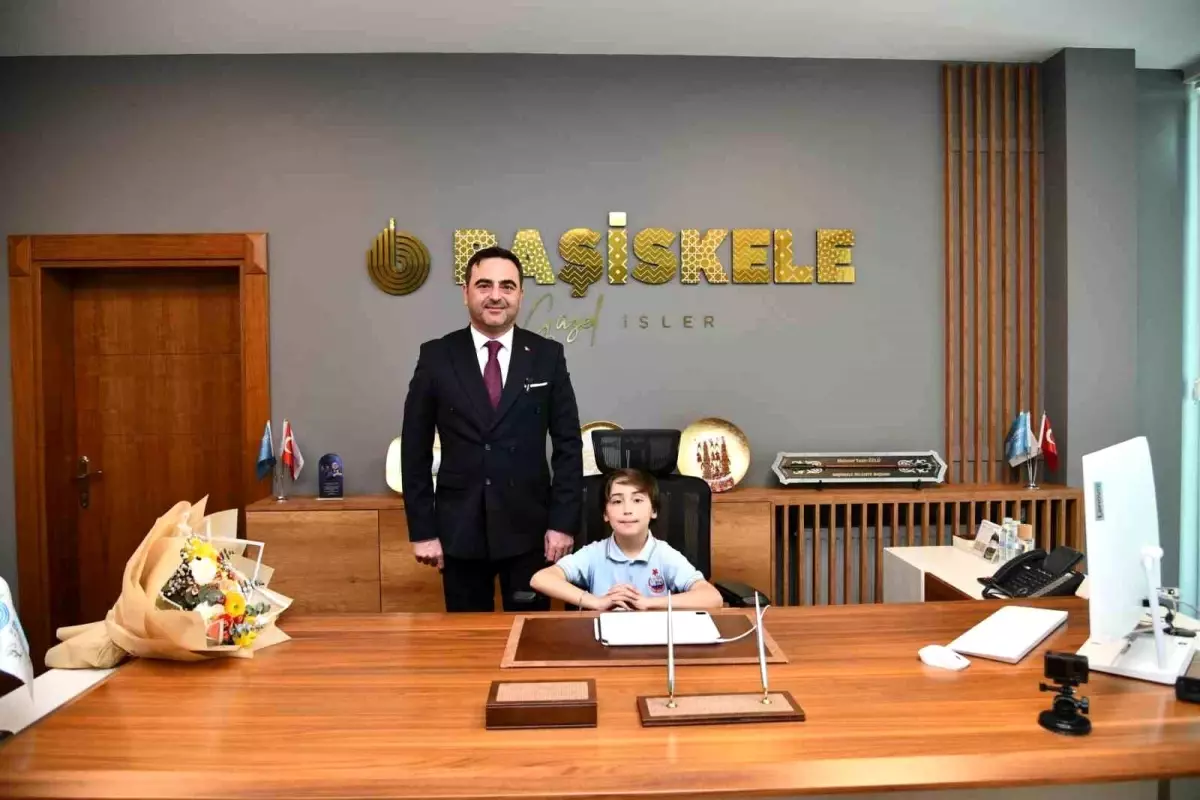 Başiskele Belediye Başkanı, 23 Nisan’da Koltuğunu Öğrenciye Devretti