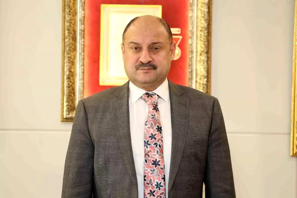 Başkan Gülpınar, Uluslararası İlişkilerde Yılın Üstün Hizmet Ödülü’nü Aldı