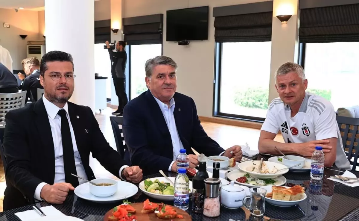 Beşiktaş’ta Başkan ve Teknik Ekibin Toplantısı