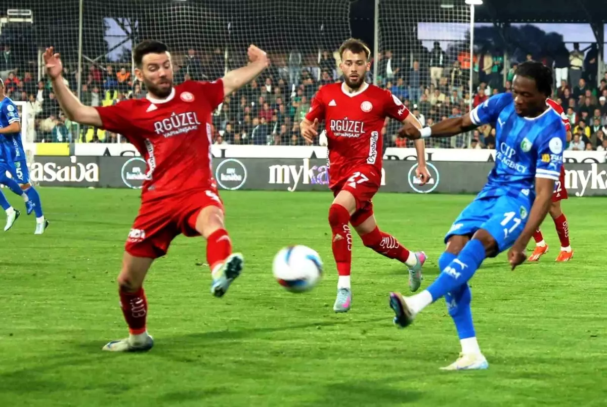 Bodrum FK – Antalyaspor Maçında İlk Yarısı Golsüz Geçti