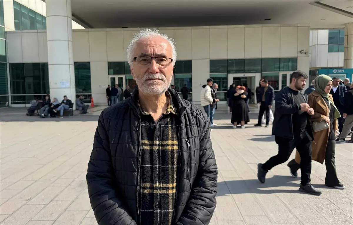 Boksör, Taksi Şoförünü Darbetti