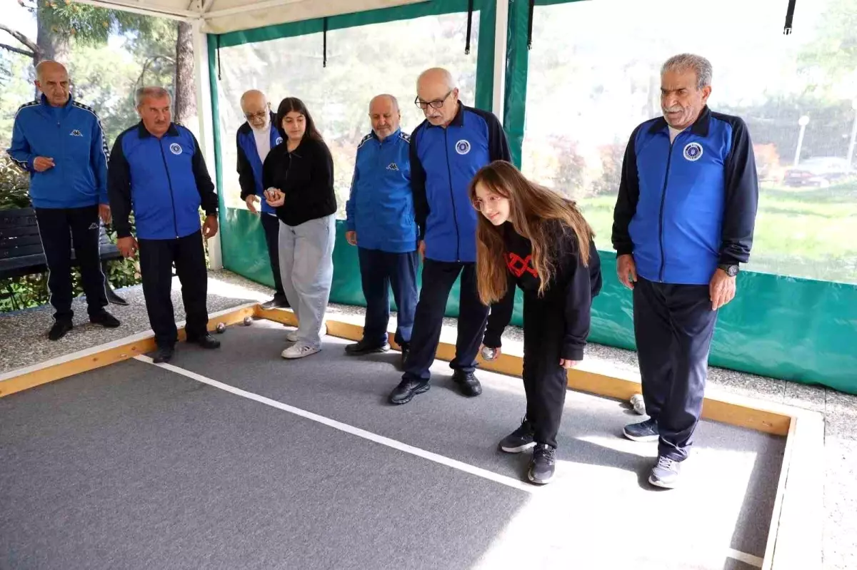 Bursa’da 23 Nisan Kuşaklararası Bocce Etkinliği