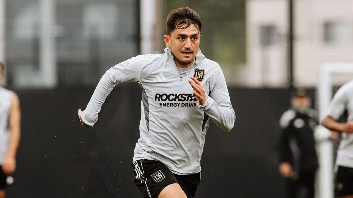 Cengiz Ünder’den Fenerbahçe’ye kötü haber