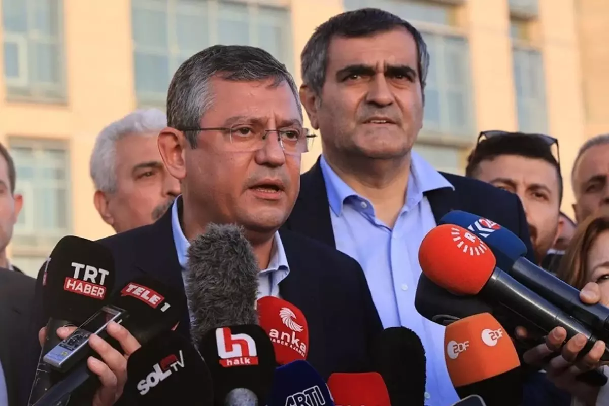CHP Genel Başkanı Özel, 2022’de yaptığı konuşma nedeniyle Cumhurbaşkanı Erdoğan’a 75 bin TL manevi tazminat ödeyecek