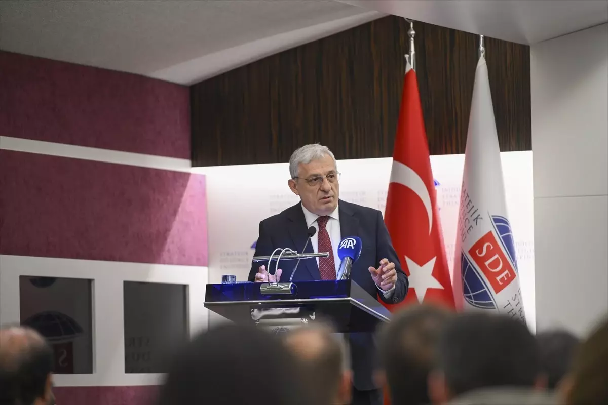 Diplomat Gözüyle Çin-ABD ve Türkiye-Çin İlişkileri
