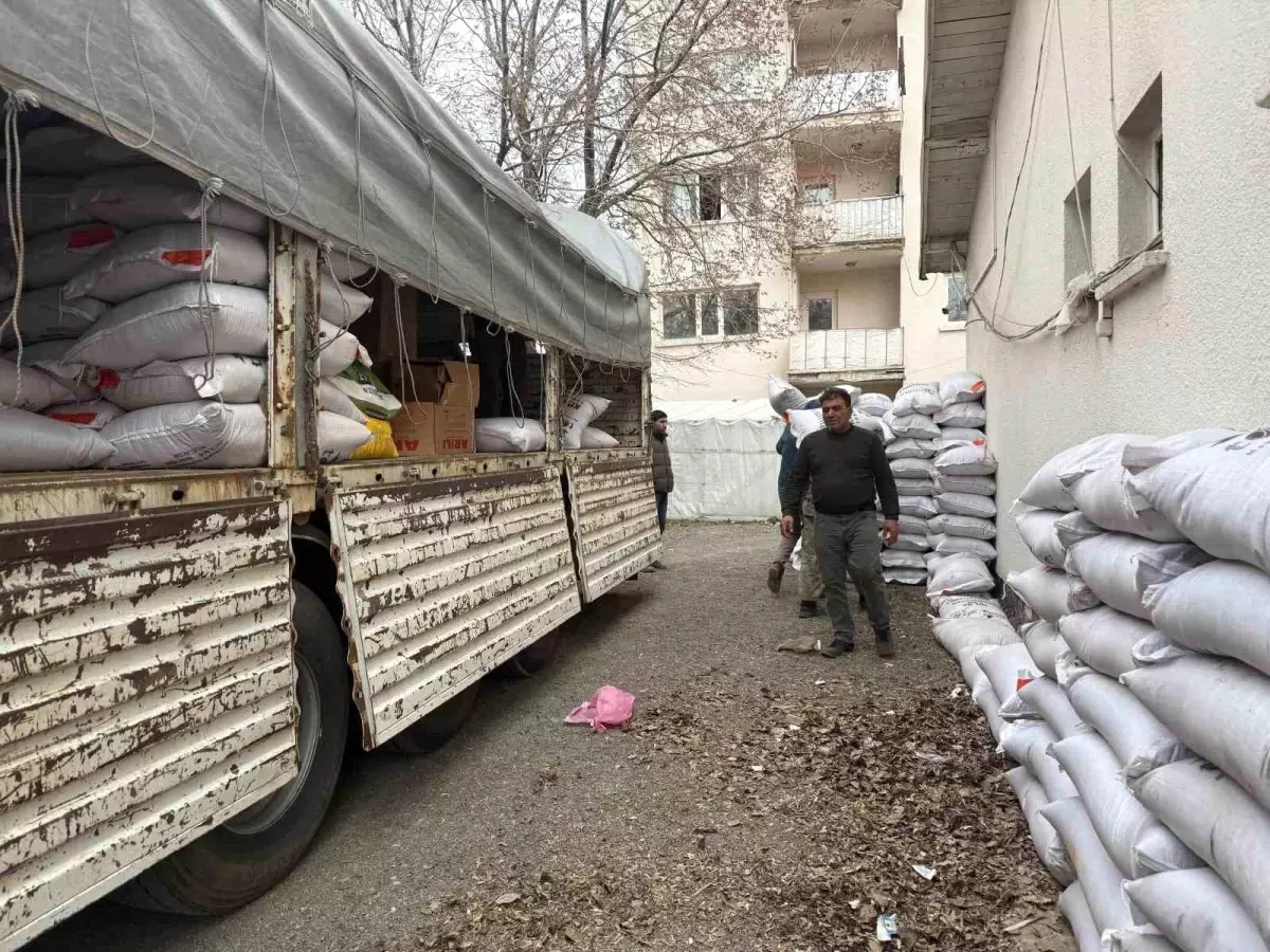Diyadin’de Çiftçilere 12 Ton Korunga Tohumu Desteği