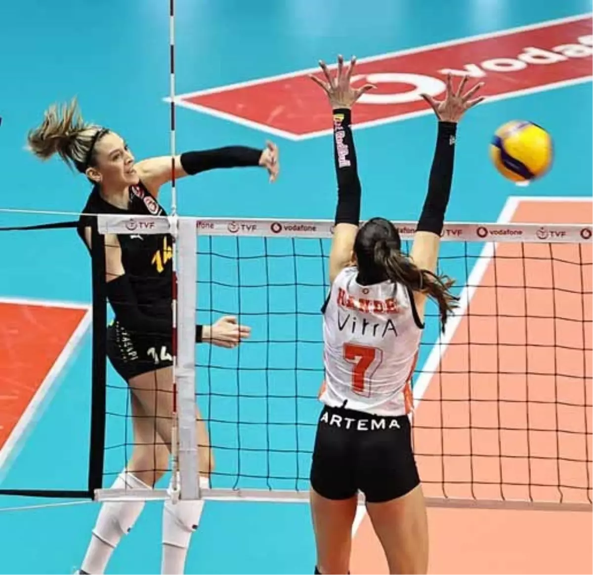 Eczacıbaşı, Galatasaray’ı 3-0 Mağlup Etti