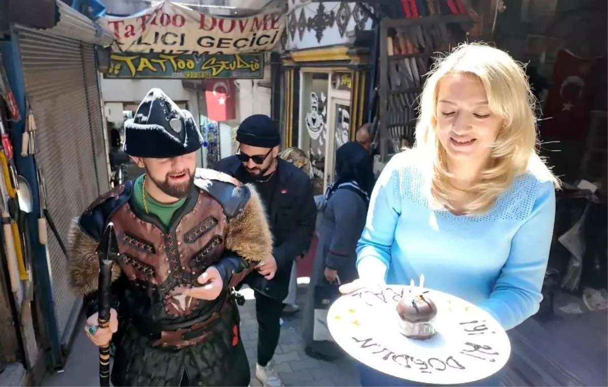 Emre’ye Doğum Günü Sürprizi