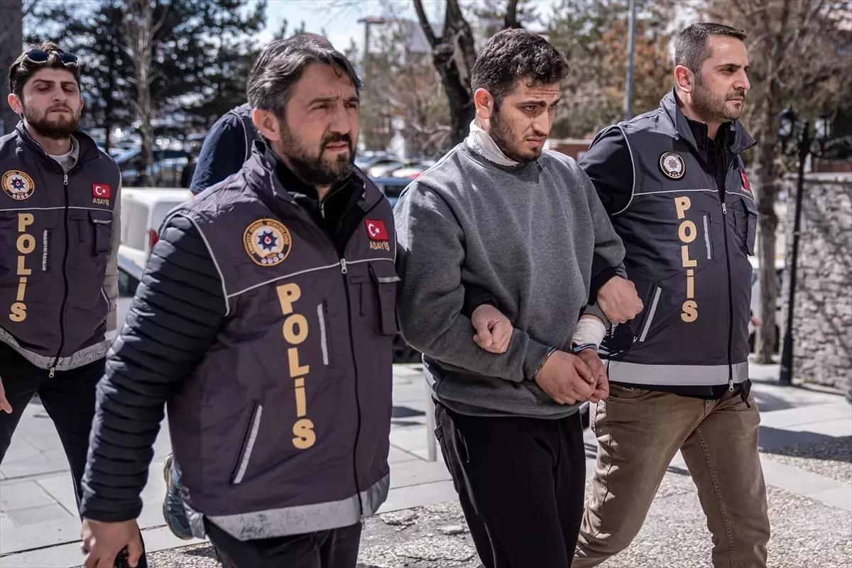 Erzurum’da Eşini Öldüren Adam İntihar Girişiminde Bulundu