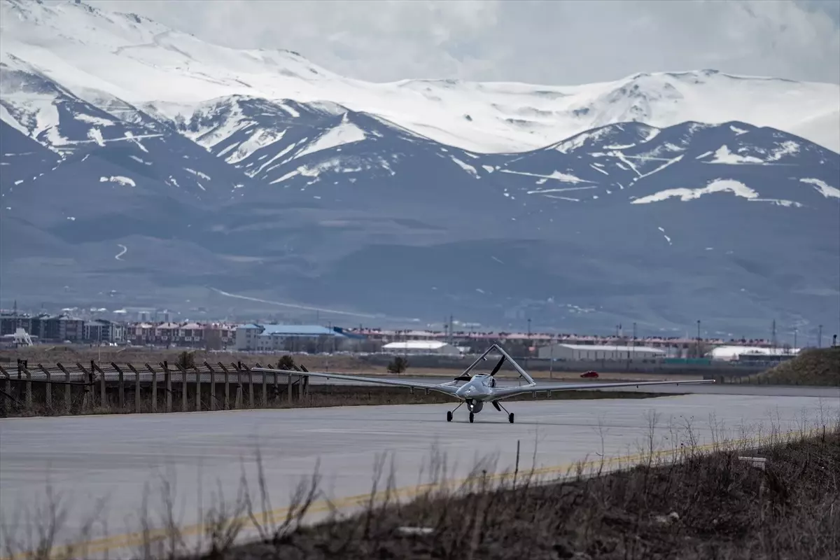 Erzurum’da İHA’lar 15 Bin Saat Uçtu