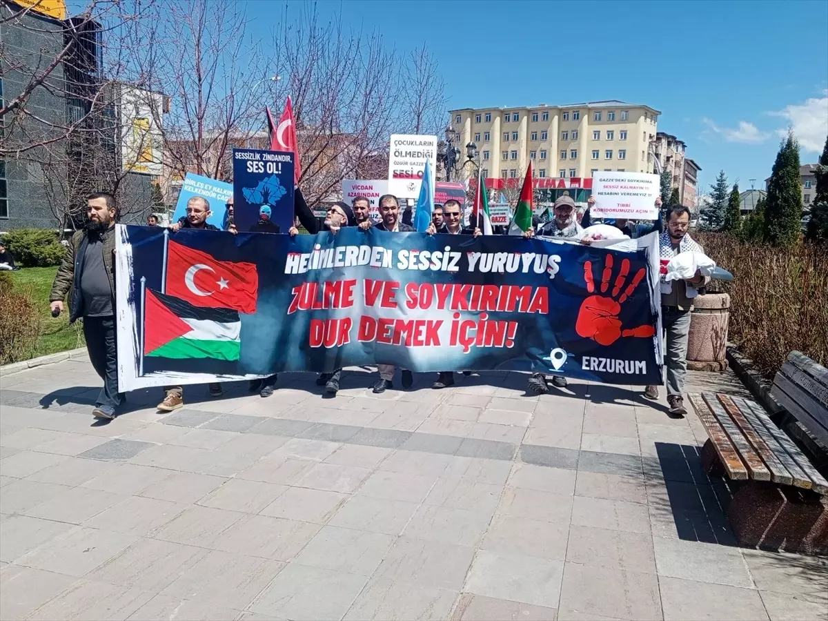Erzurum’da sağlıkçılardan Gazze protestosu