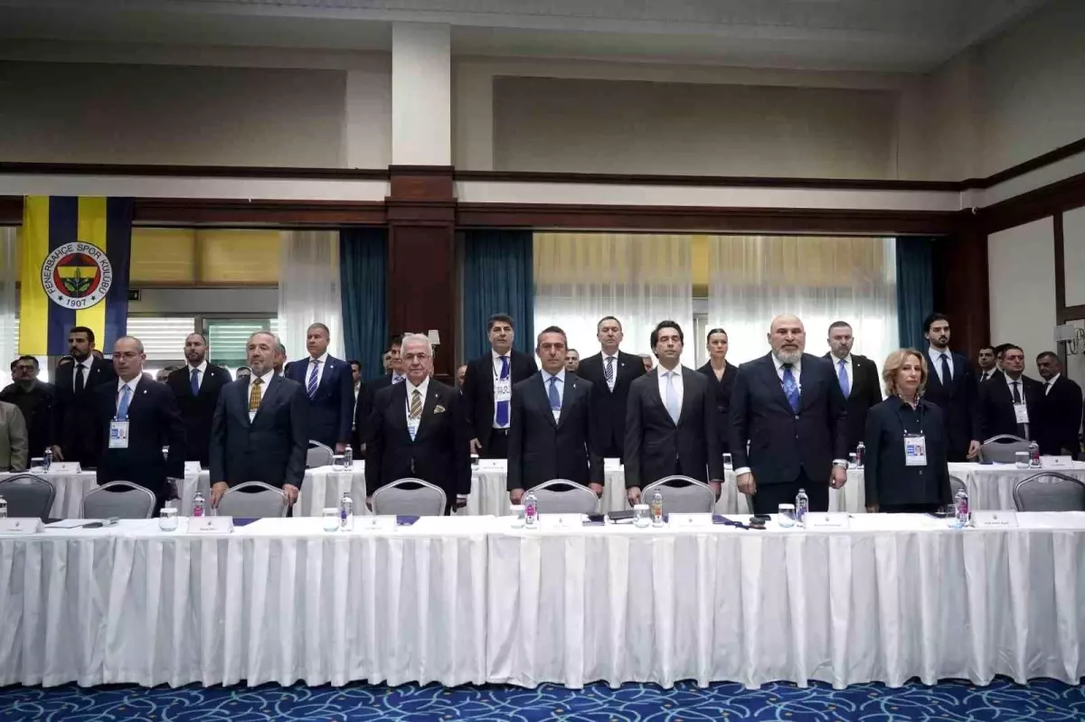Fenerbahçe Divan Kurulu Toplandı