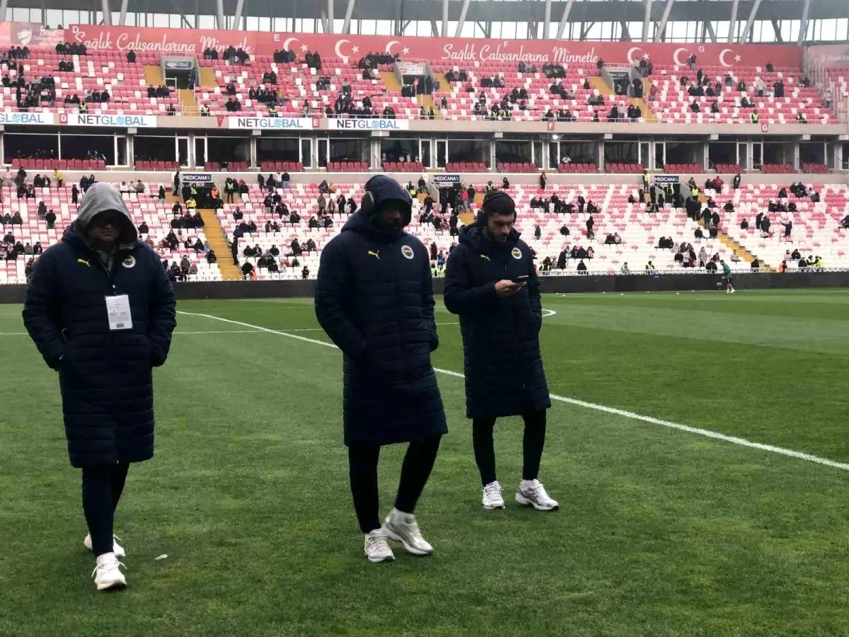 Fenerbahçe Zemin Kontrolü Yaptı
