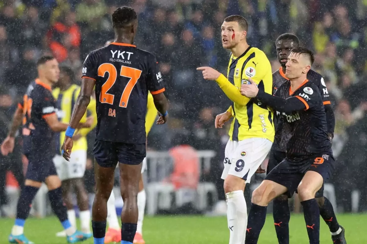 Fenerbahçe’de Edin Dzeko için karar verildi