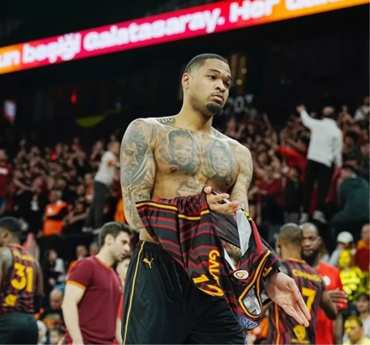 Galatasaray Dörtlü Final’e Yükseldi