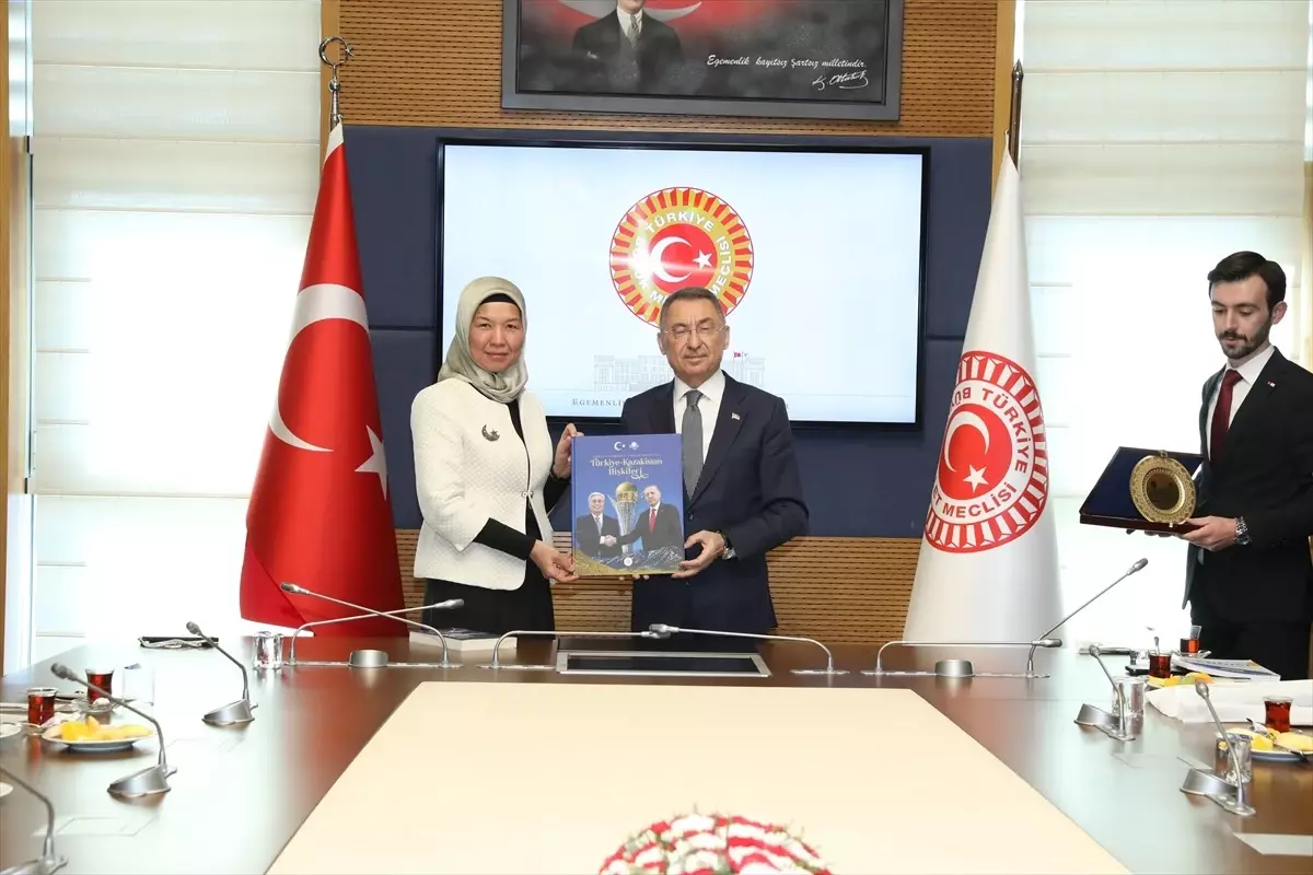 Gençler Diplomasiyle Tanışıyor