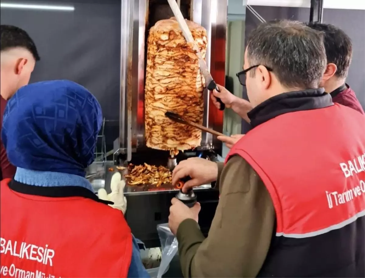 Gönen’de Döner İşletmelerine Gıda Denetimi