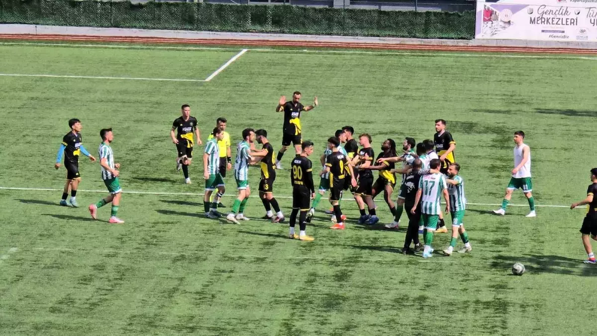 Karabük Amatör Lig Maçlarında Arbede