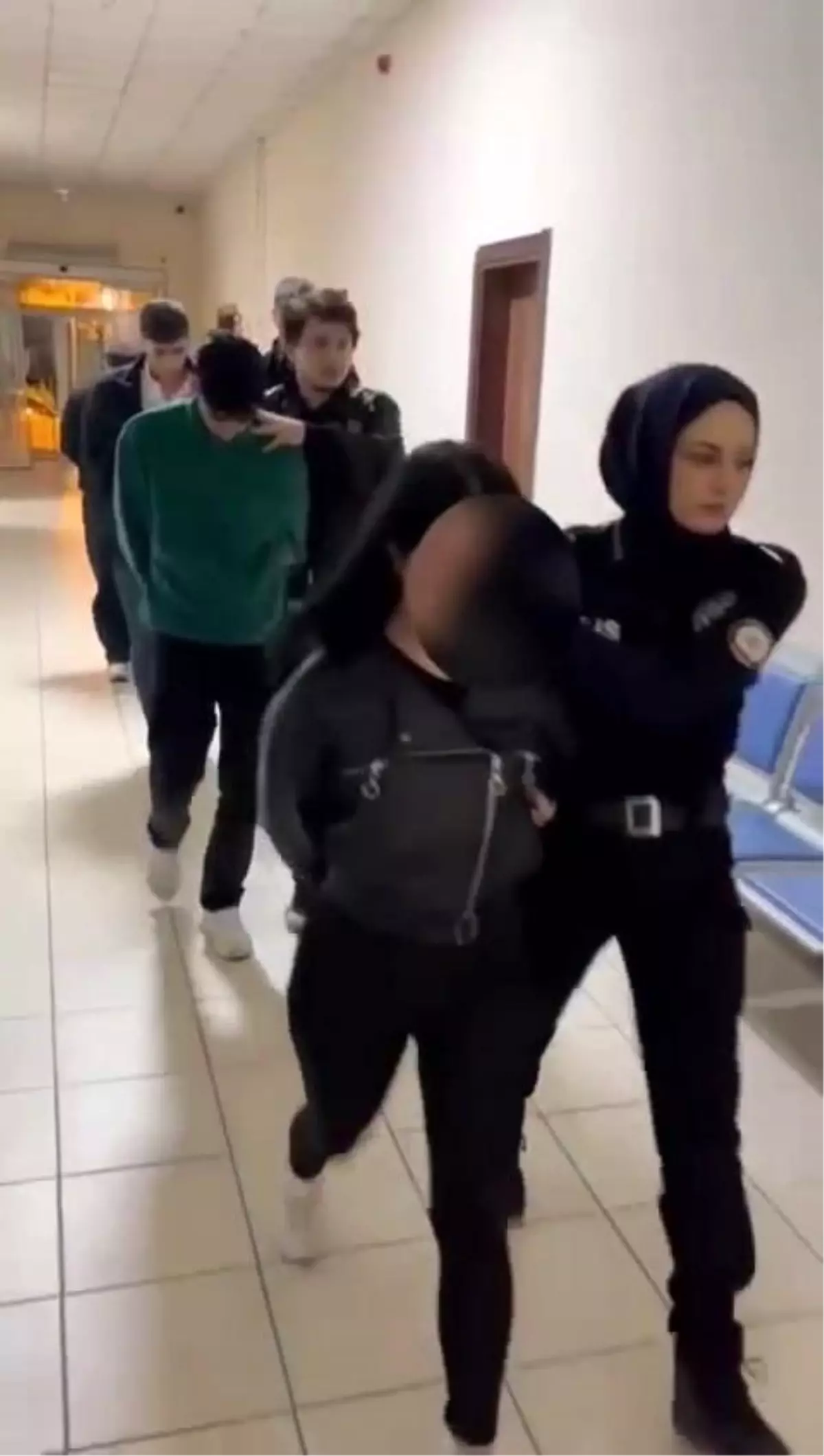 Kocaeli’de Silahlı Yağma: 5 Şüpheli Yakalandı