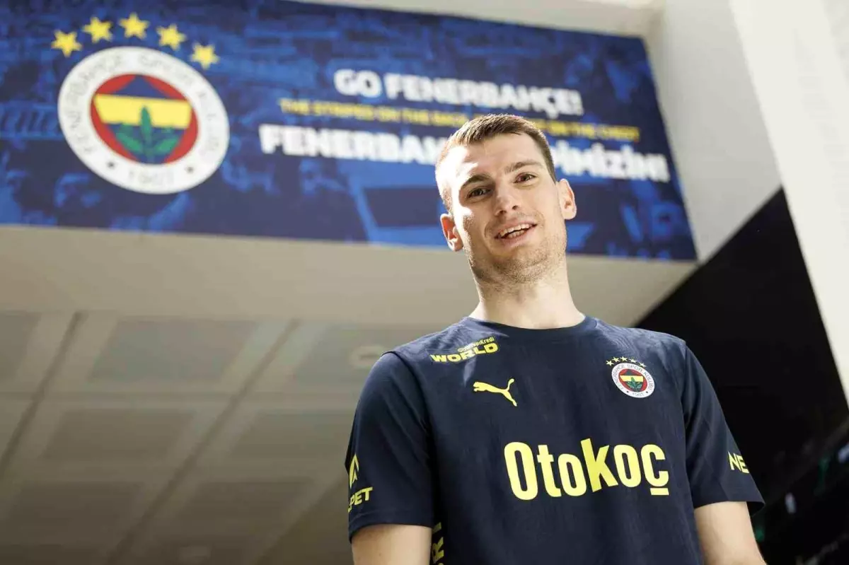 Livakovic: Fenerbahçe Son Ana Kadar Savaşacak