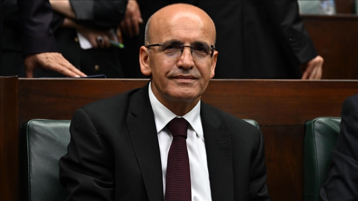 Mehmet Şimşek: Enflasyon düşüyor, düşecek