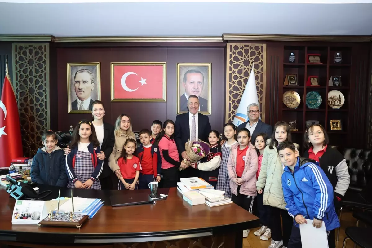 Öğrencilerden Başkan Dursun’a Ziyaret