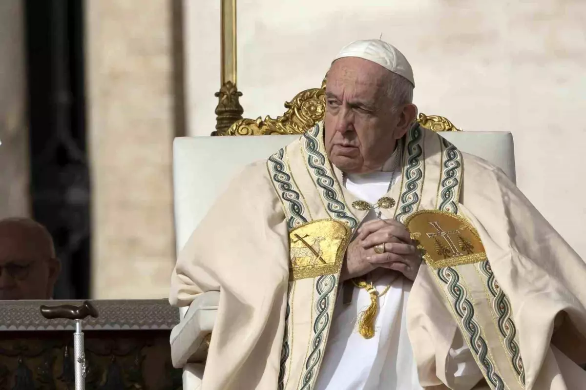 Papa Francis Hayatını Kaybetti