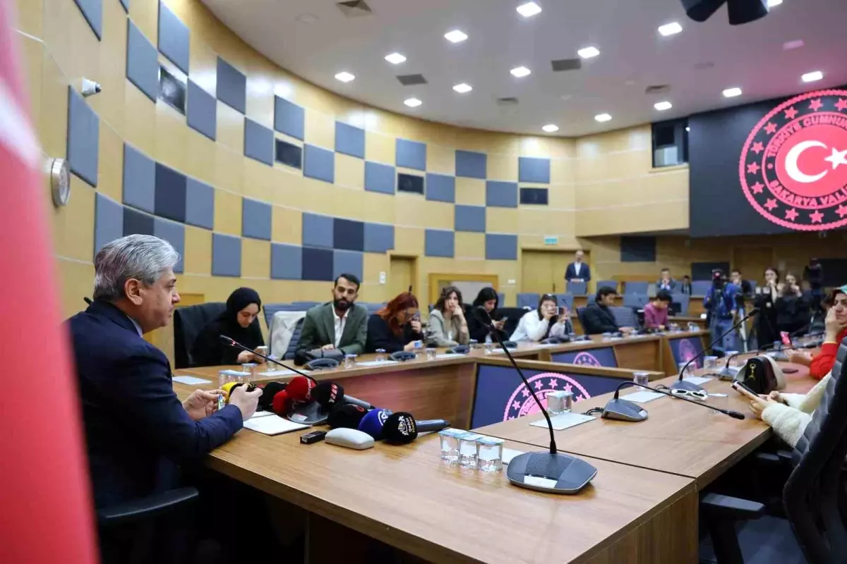 Sakarya Valisi’nden Bungalov ve Sokak Hayvanları Açıklaması