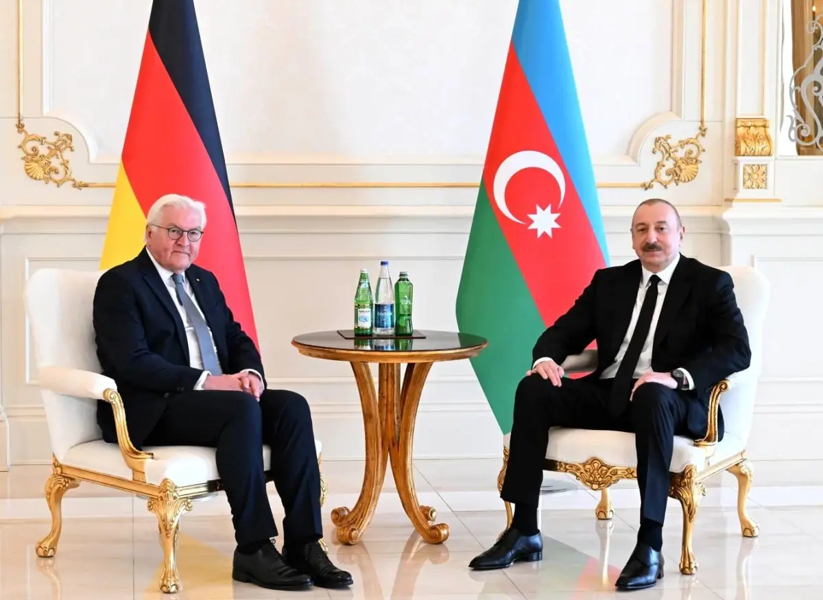 Steinmeier, Bakü’de Aliyev ile Görüştü
