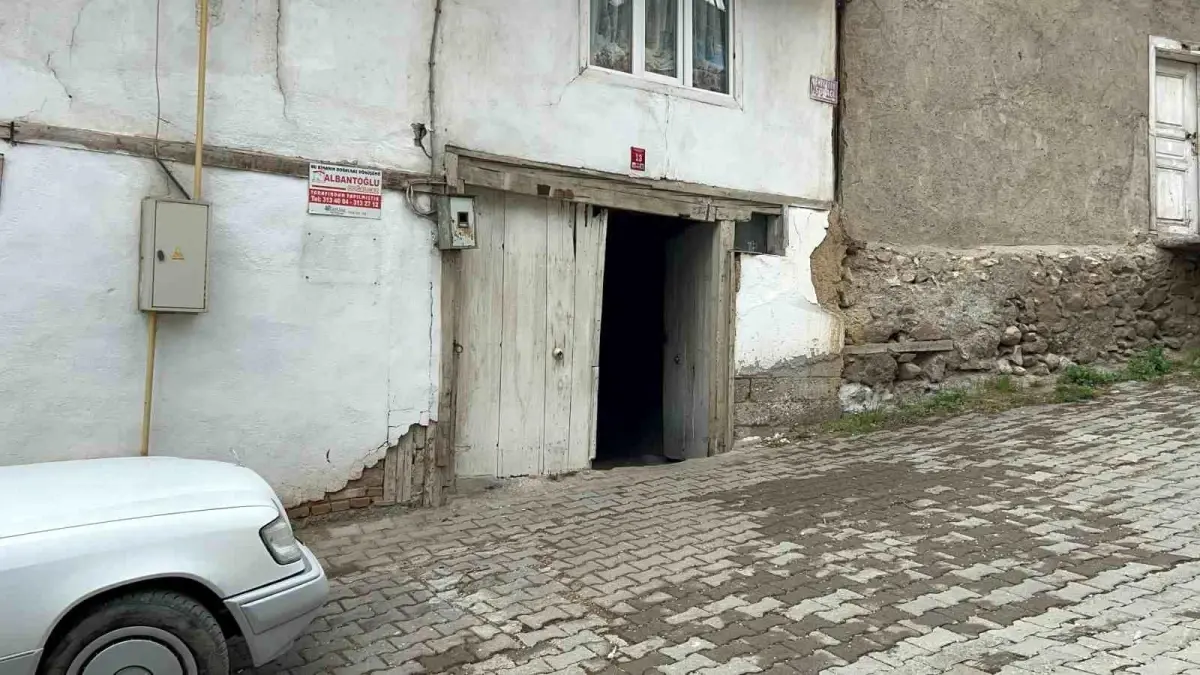 Tosya’da Tüfekle Vurulan Adam Hayatını Kaybetti