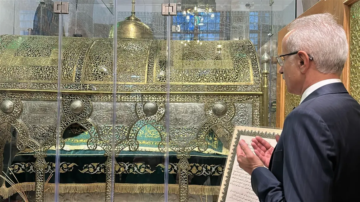 Ulaştırma Bakanı Uraloğlu Şam’da resmi temaslarda bulunuyor