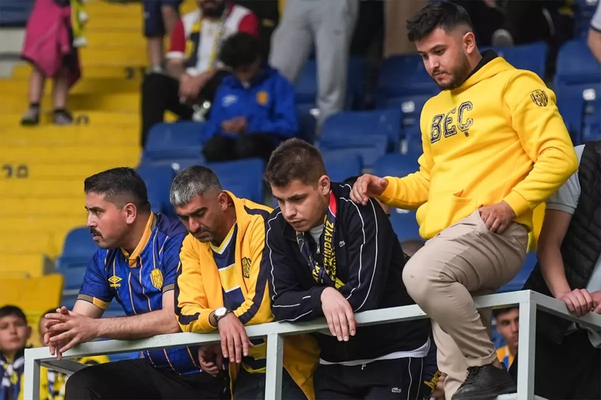 1. Lig’de görülmemiş olay! Yanlış gol anonsu önce sevindirdi sonra da büyük üzüntü yaşattı