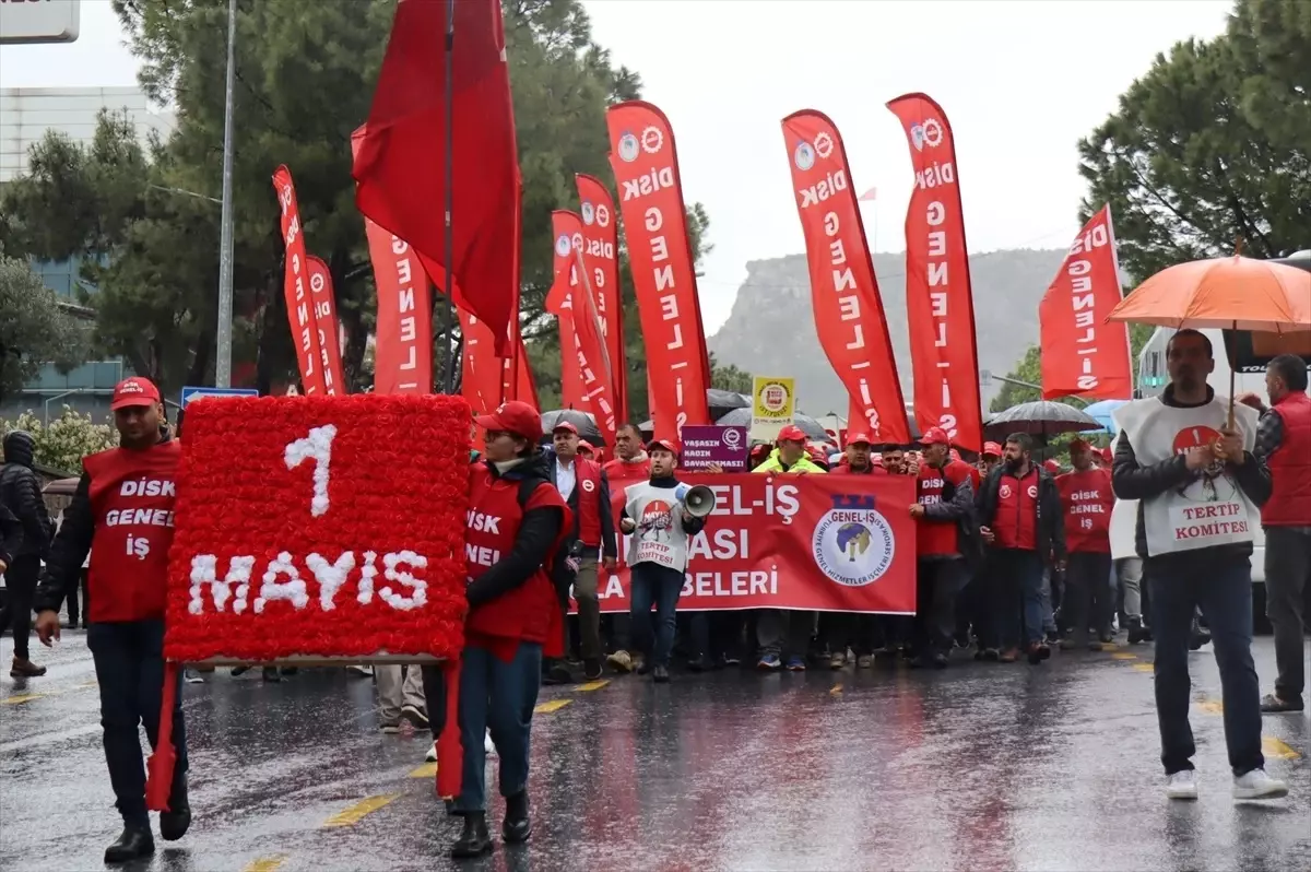 1 Mayıs Kutlamaları Tüm Şehirlerde coşkuyla yapıldı