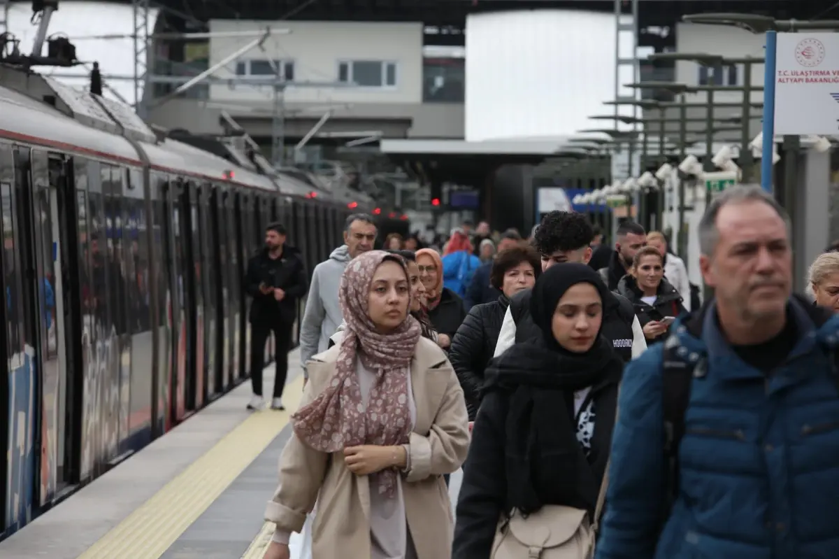 19 Mayıs’ta Ücretsiz Raylı Sistem