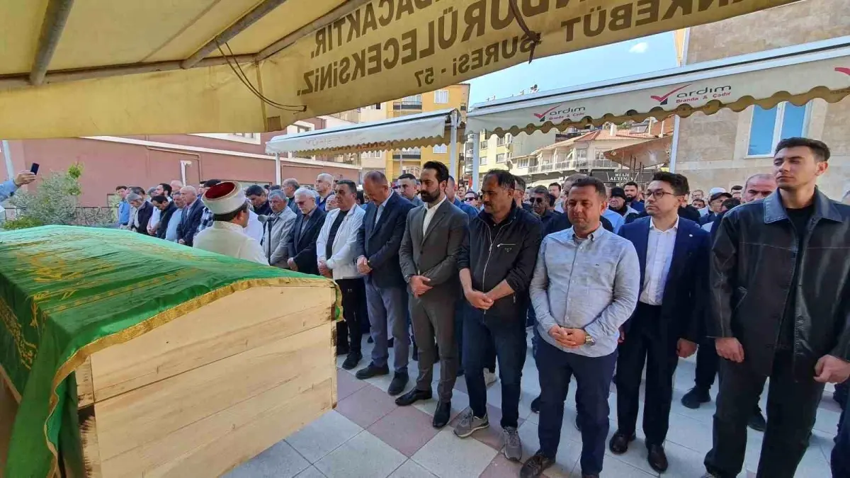 20. Dönem Manisa Milletvekili Abdullah Akarsu Son Yolculuğuna Uğurlandı