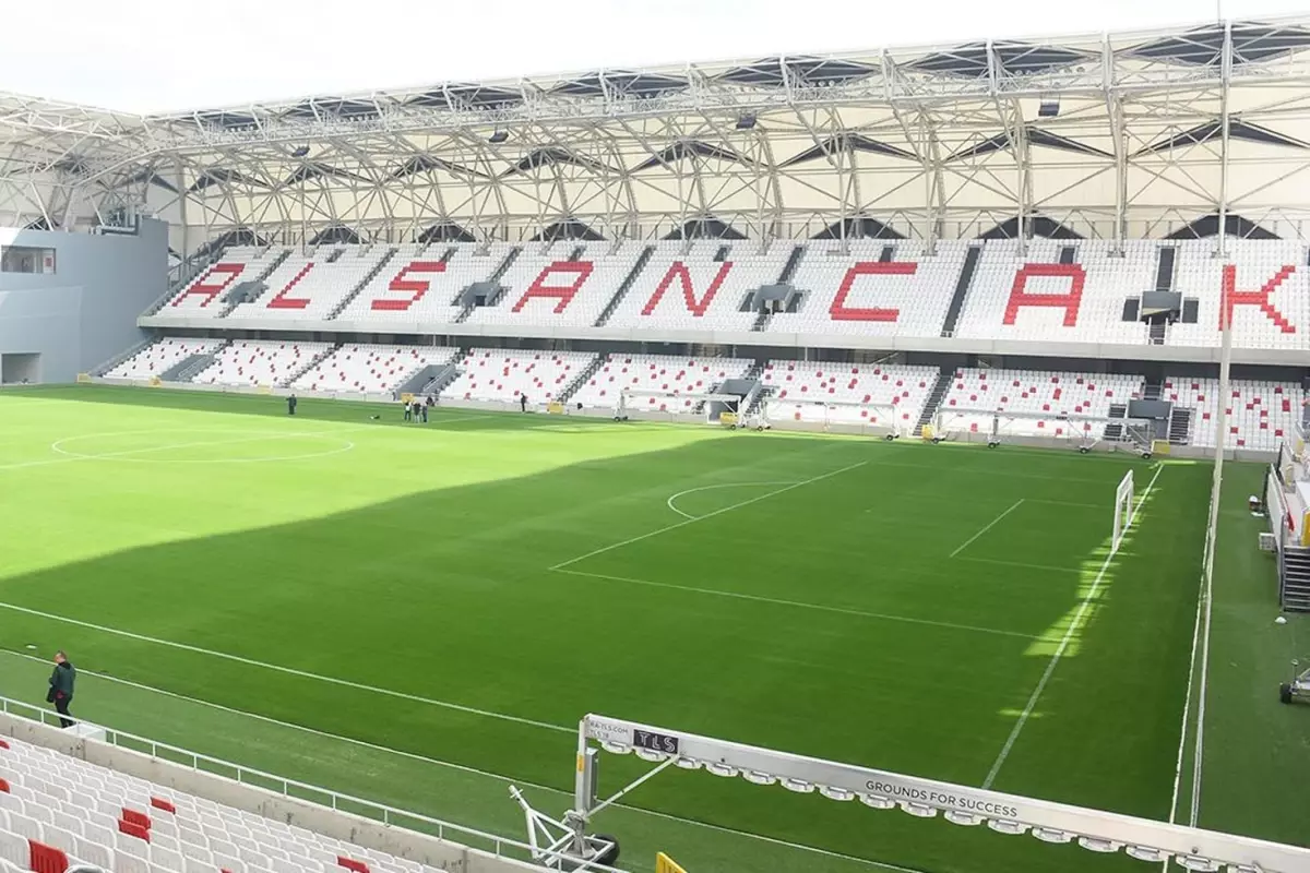 3. Lig’e düşen Altay’ın başı dertten kurtulmuyor! Bir tehlike daha