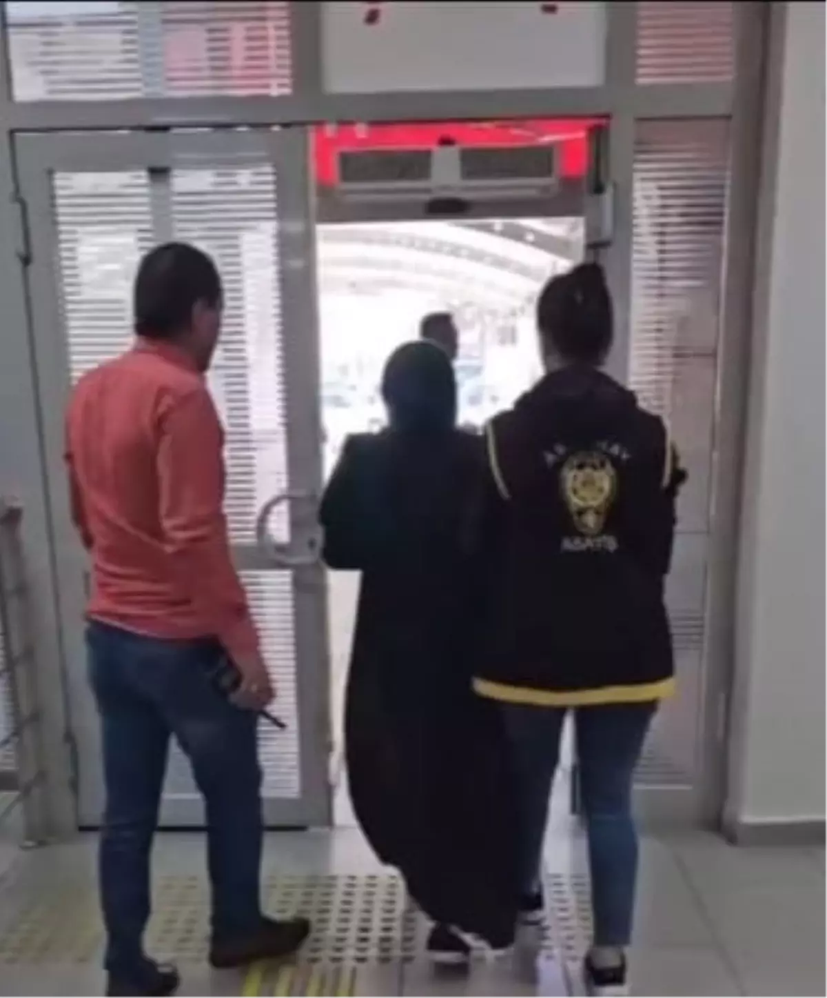 94 Yıl Cezası Olan Kadın Yakalandı