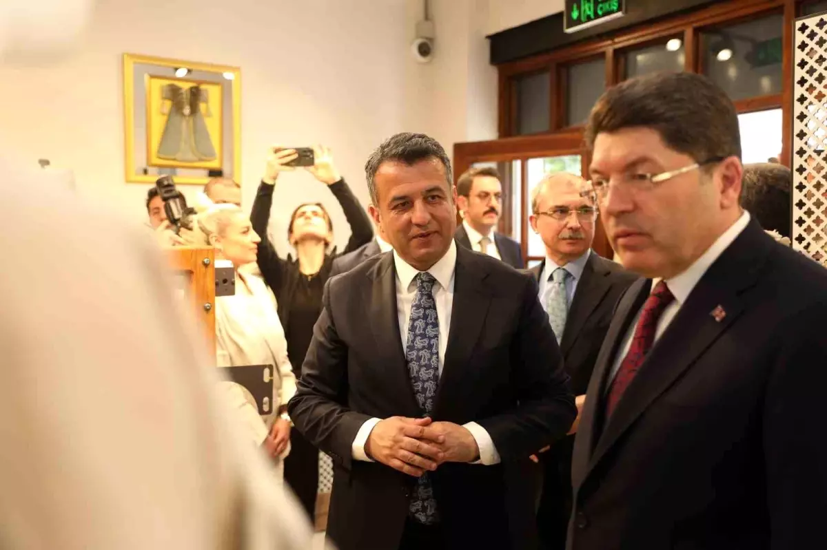 Adalet Bakanı Tunç, Samsun’da Belediye Başkanını Ziyaret Etti