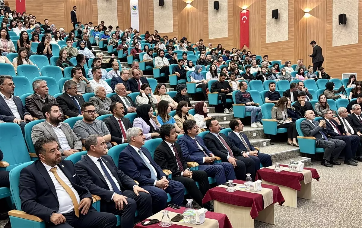 Adalet ve Kariyer Konferansı Kırşehir’de