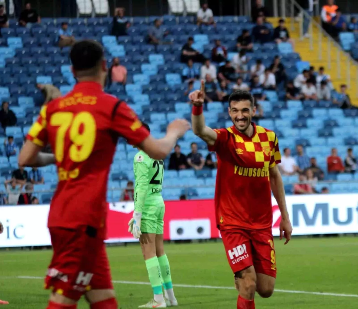 Adana Demirspor-Göztepe Maçında İlk 15 Dakika