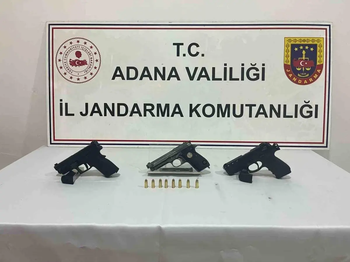 Adana’da 3 Ruhsatsız Tabanca Ele Geçirildi