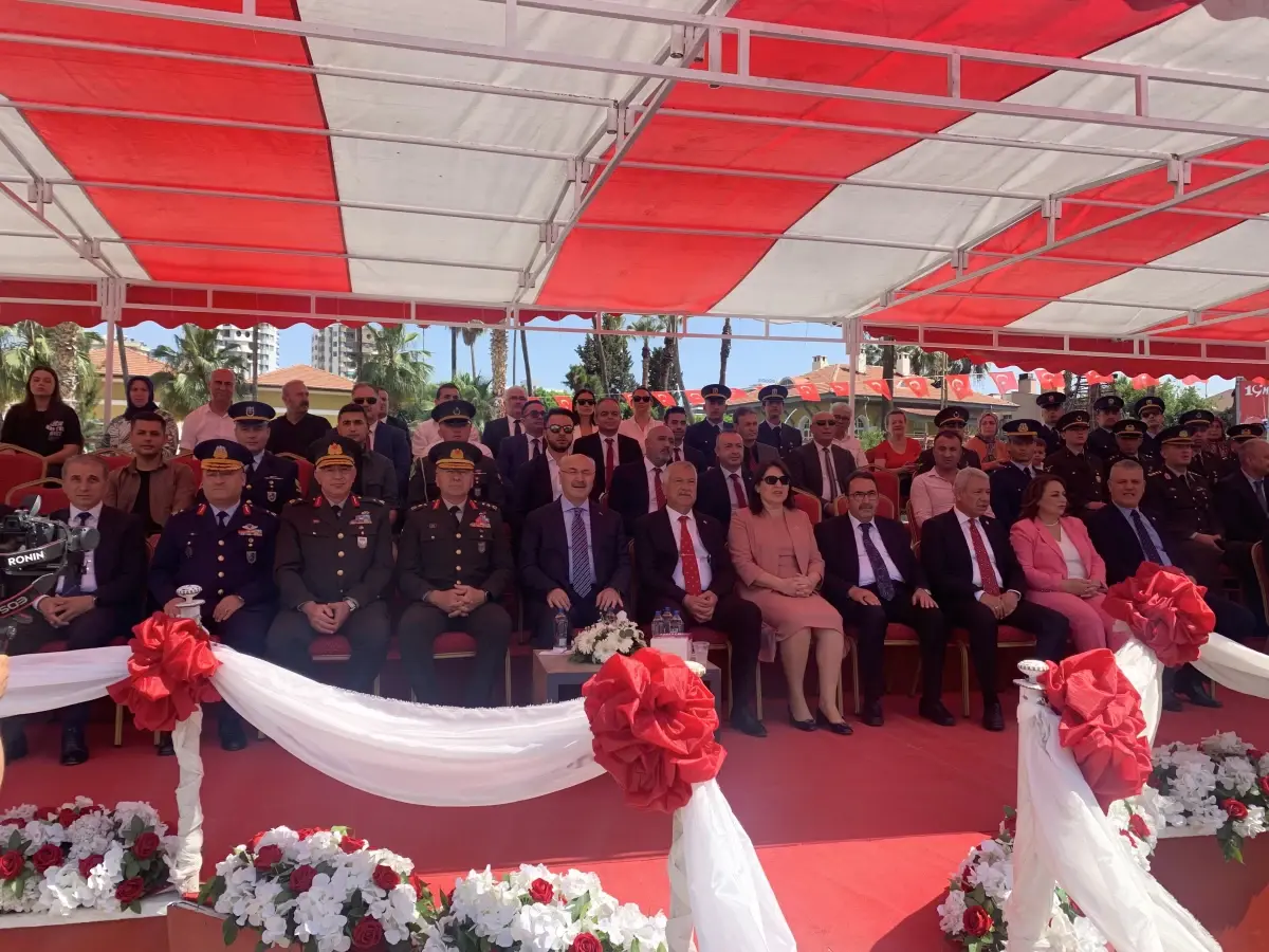 Adana’da Bayram Coşkusu