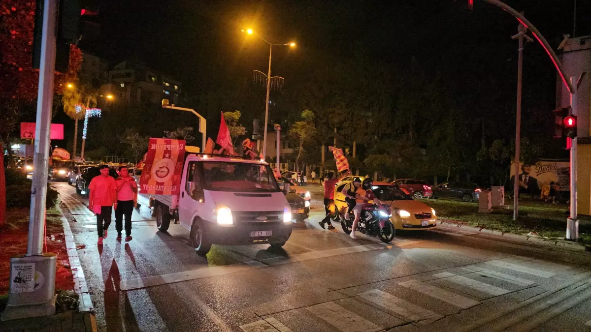 Adana’da Galatasaray Şampiyonluğu Coşkuyla Kutlandı