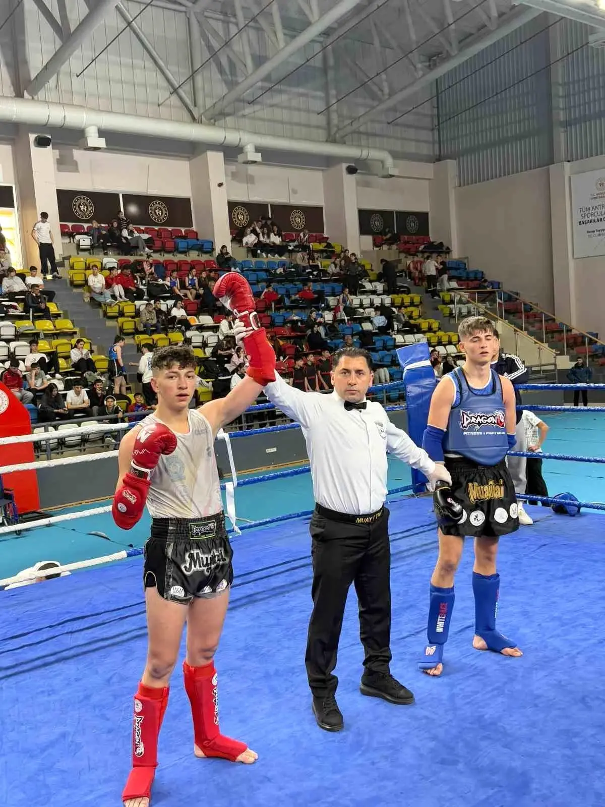 Afyonkarahisar Muay Thai’de Zirvede