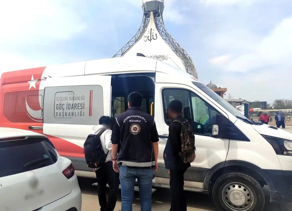 Afyonkarahisar’da Düzensiz Göçmen Operasyonu